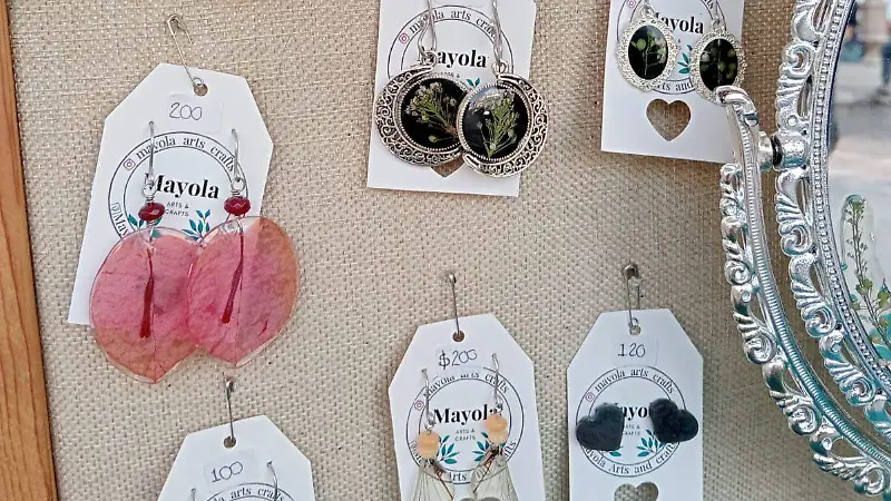 ARTESANOS-ARTE LOCAL